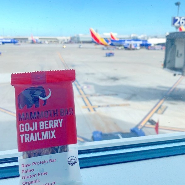 Need to grab a quick bite on your way through the airport? Our Featured Purveyors have you covered!
✅ @mammothbars 
✅ @justnoshbar 
✅ @oodaalolly 
✅ @88acres 
✅ @eatjambar 
#pronto #neighborhoodmarketplace #prontoSFO #prontoSAT #sourcedlocally #localbusiness #supportlocal #supportlocalbusiness #prontoprovisions #ACDBE #elevategourmetbrands #SFO #flysfo #sanfrancisco #sanfranciscointernationalairport #SAT #flySAT #sanantonioairport #sanantonio #sanantoniointernationalairport @flysfo @satairport